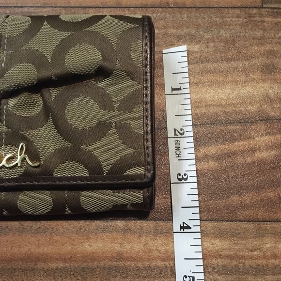 Coach Signature C Khaki and Tan Wallet - Picture 5 of 9